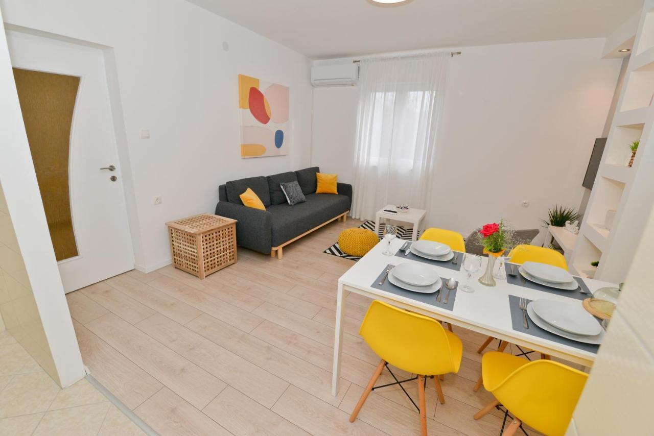Apartments Lemon 扎达尔 外观 照片