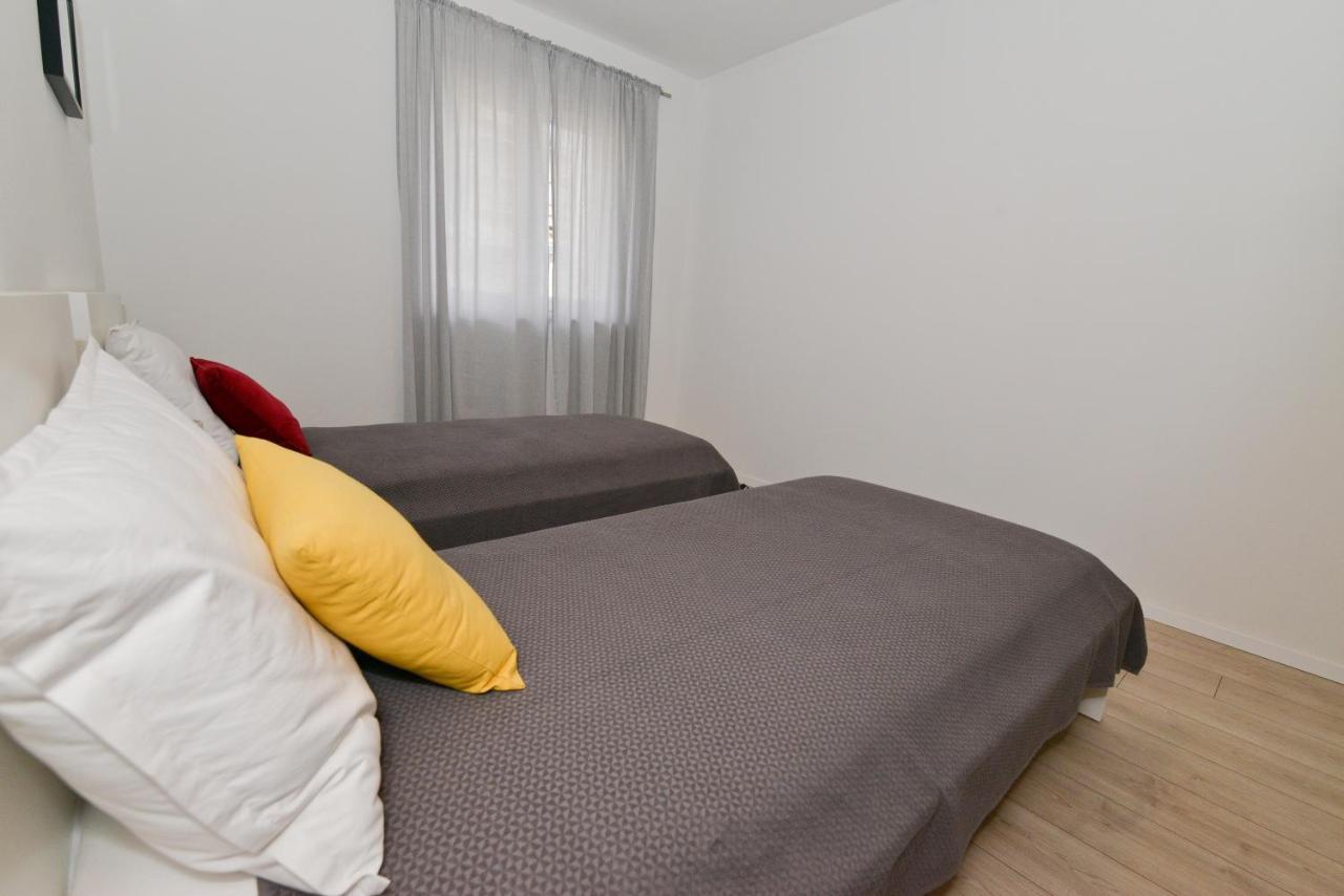 Apartments Lemon 扎达尔 外观 照片