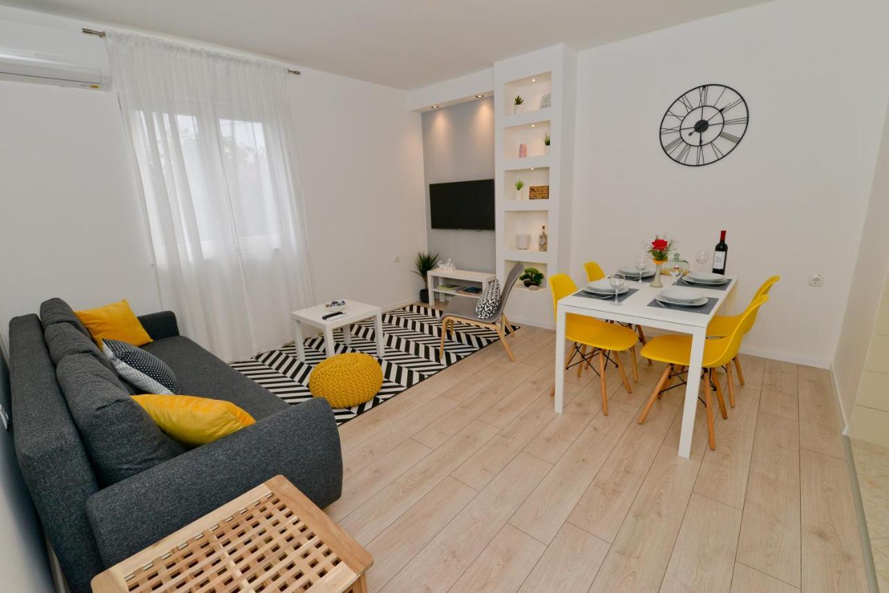 Apartments Lemon 扎达尔 外观 照片
